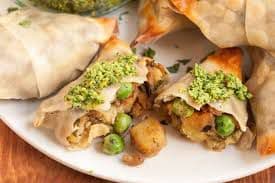 Vegetarian Samosa (2pc)
